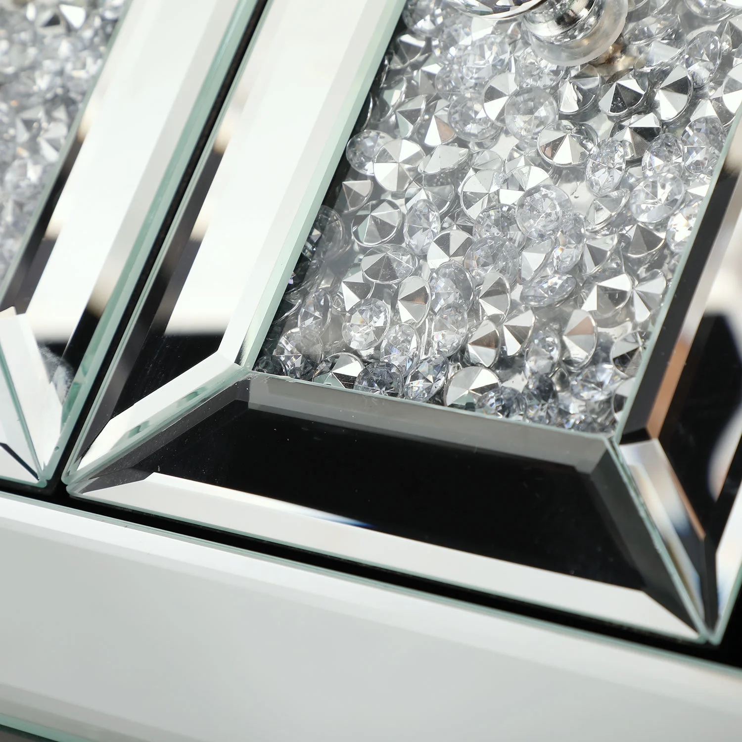LANTRO JS Modern Mirrored Nightstand, Sofa Side Table with 3 Crystal Diamond Drawers, End Table for Bedroom Living Room Furniture
