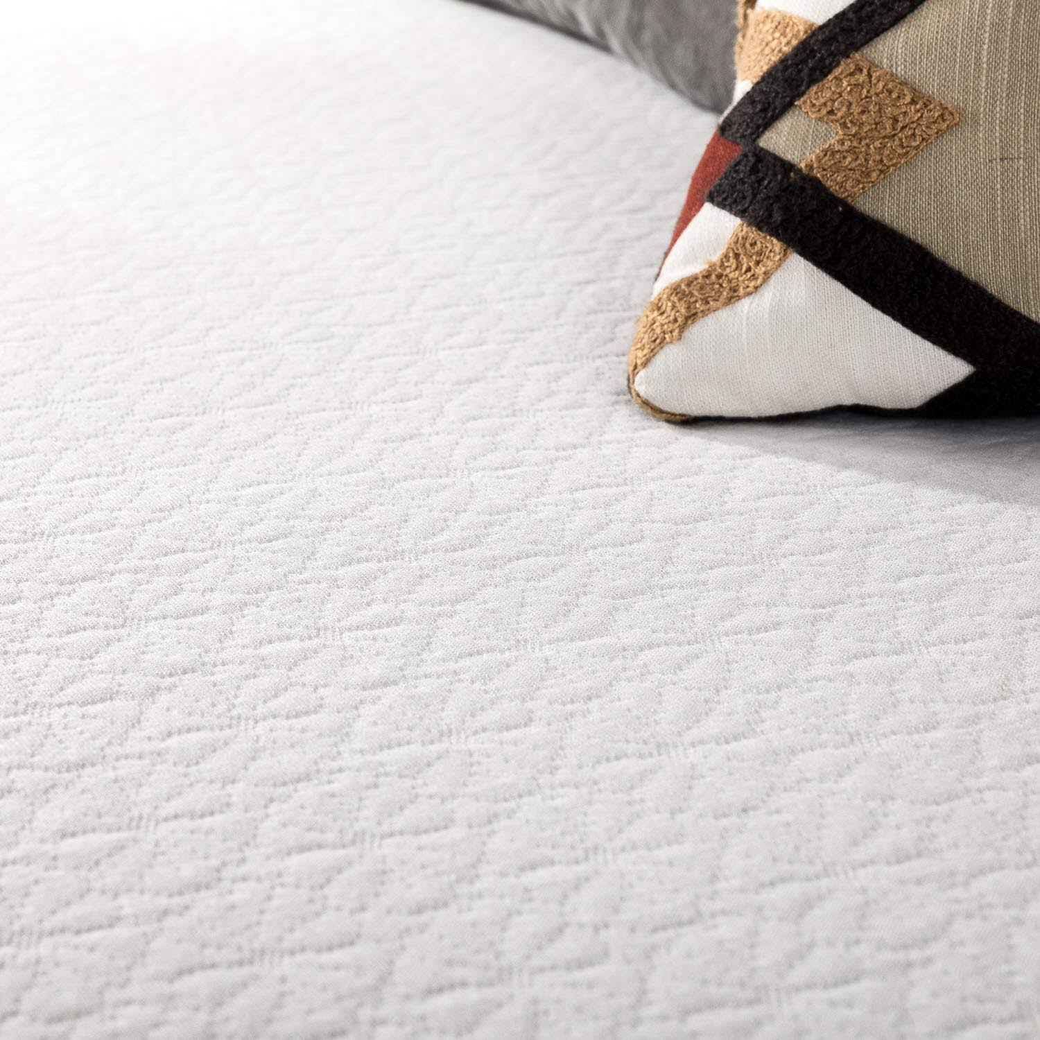 Best Price Mattress 10-Inch Memory Foam Mattress, Queen
