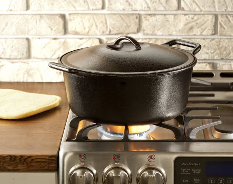 Lodge Pro-Logic Seasoned Cast Iron Dutch Oven - 7 Quart Cast Iron Camping