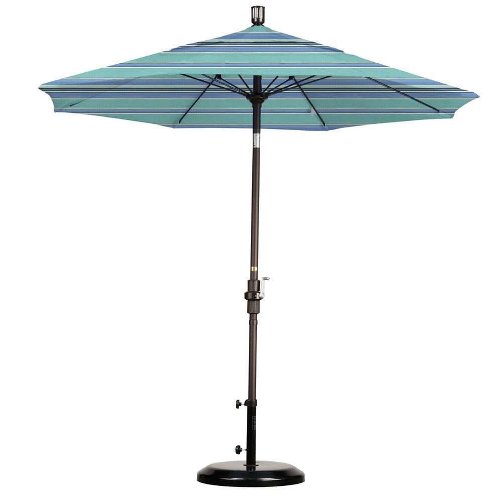 California Umbrella 7.5& Market Patio Umbrella in Dolce Oasis