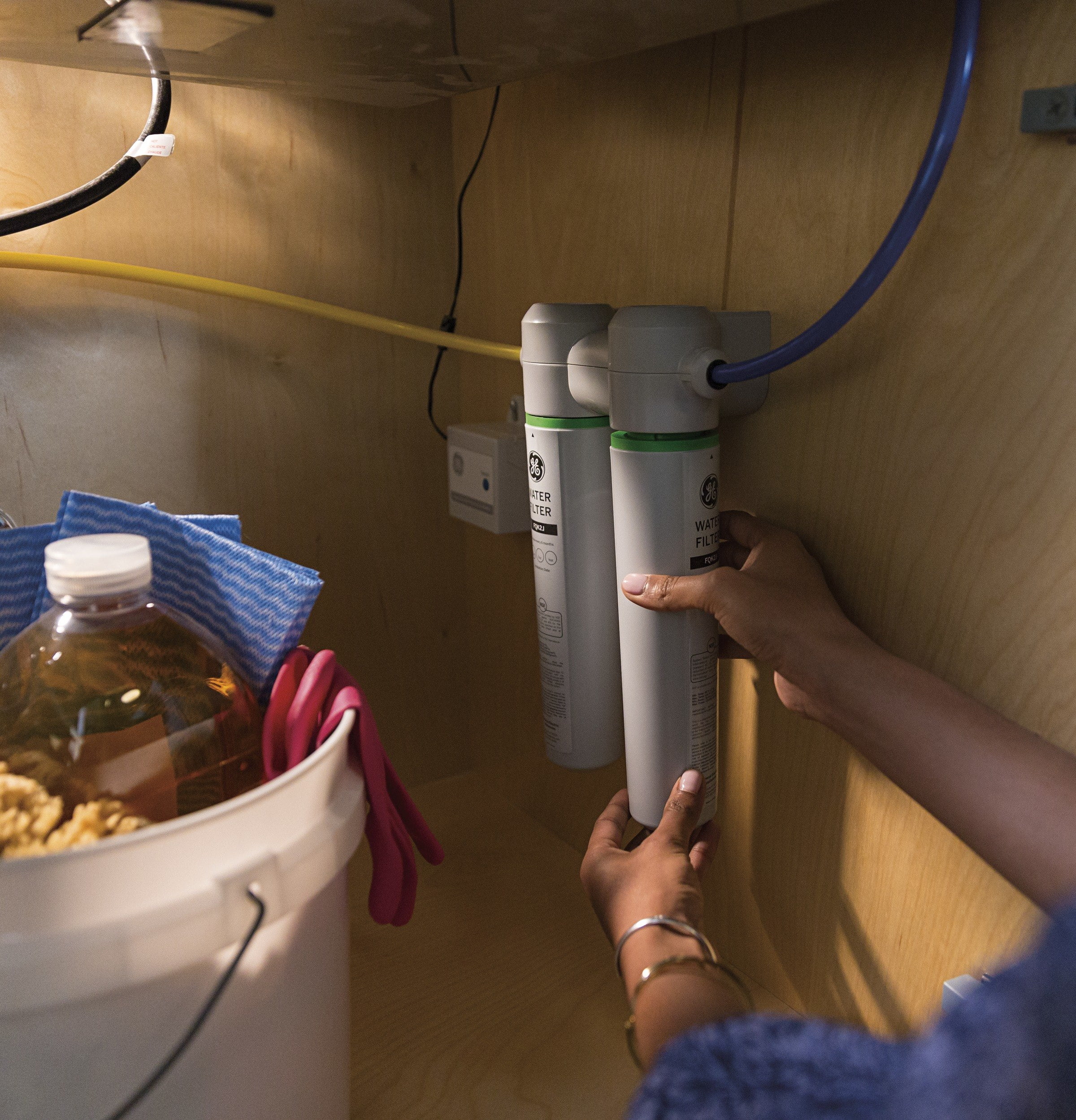 GE Appliances Under Sink Water Filtration System For GE
