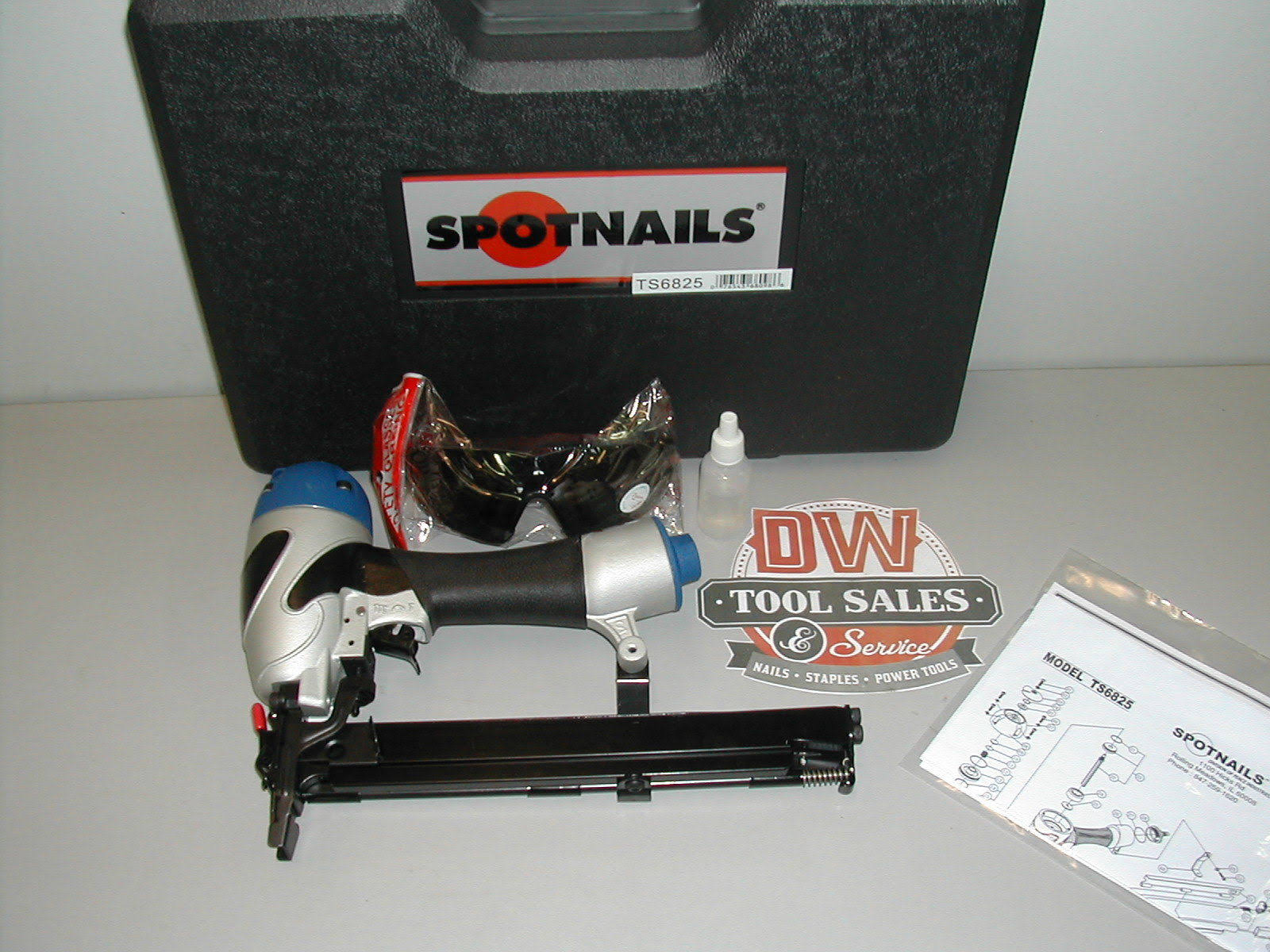 Spotnails TS6825 Med Crown Stapler 18-ga w/Case u0026 Safety Glasses
