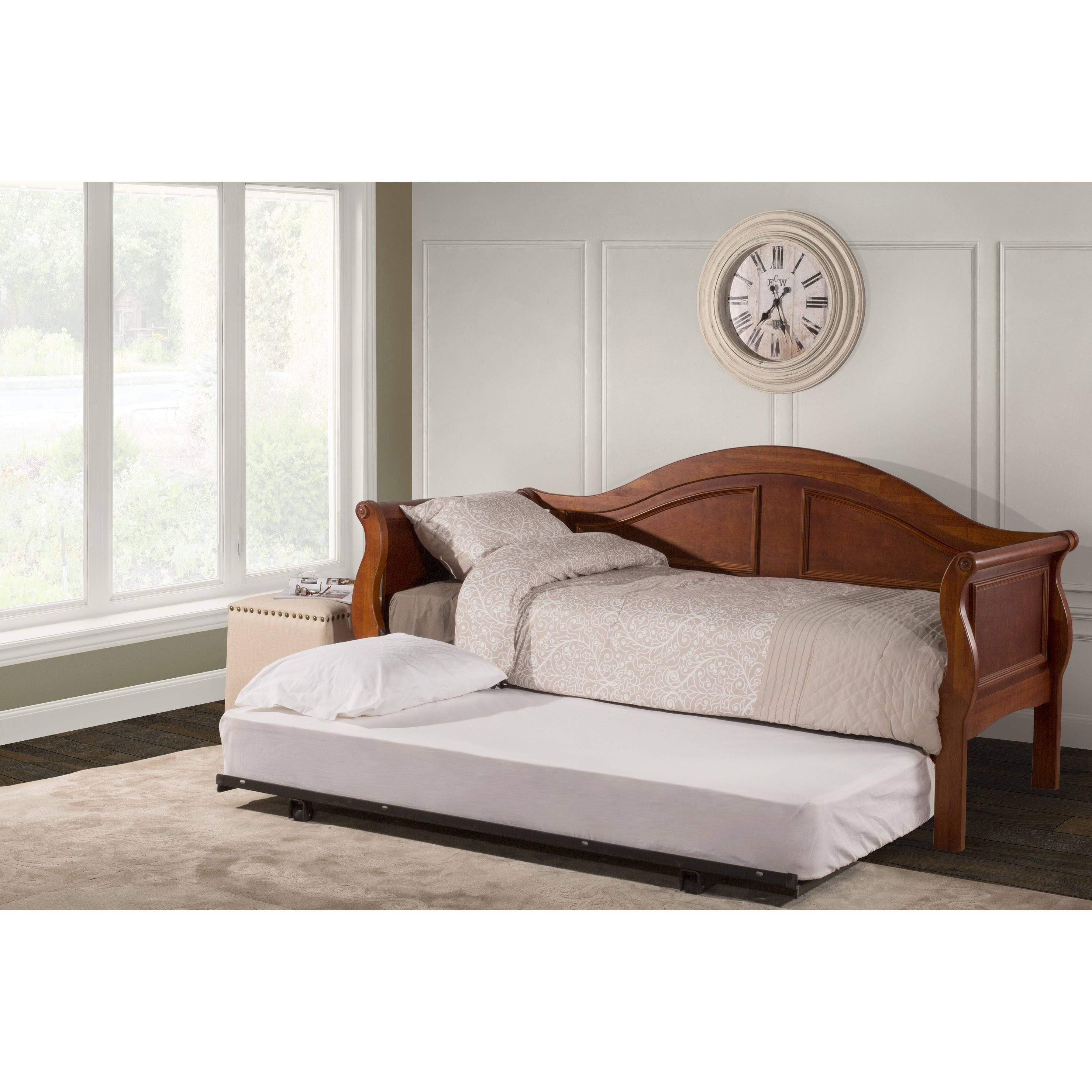 Hillsdale Bedford Daybed W/Suspension Deck , Cherry 102467-107140