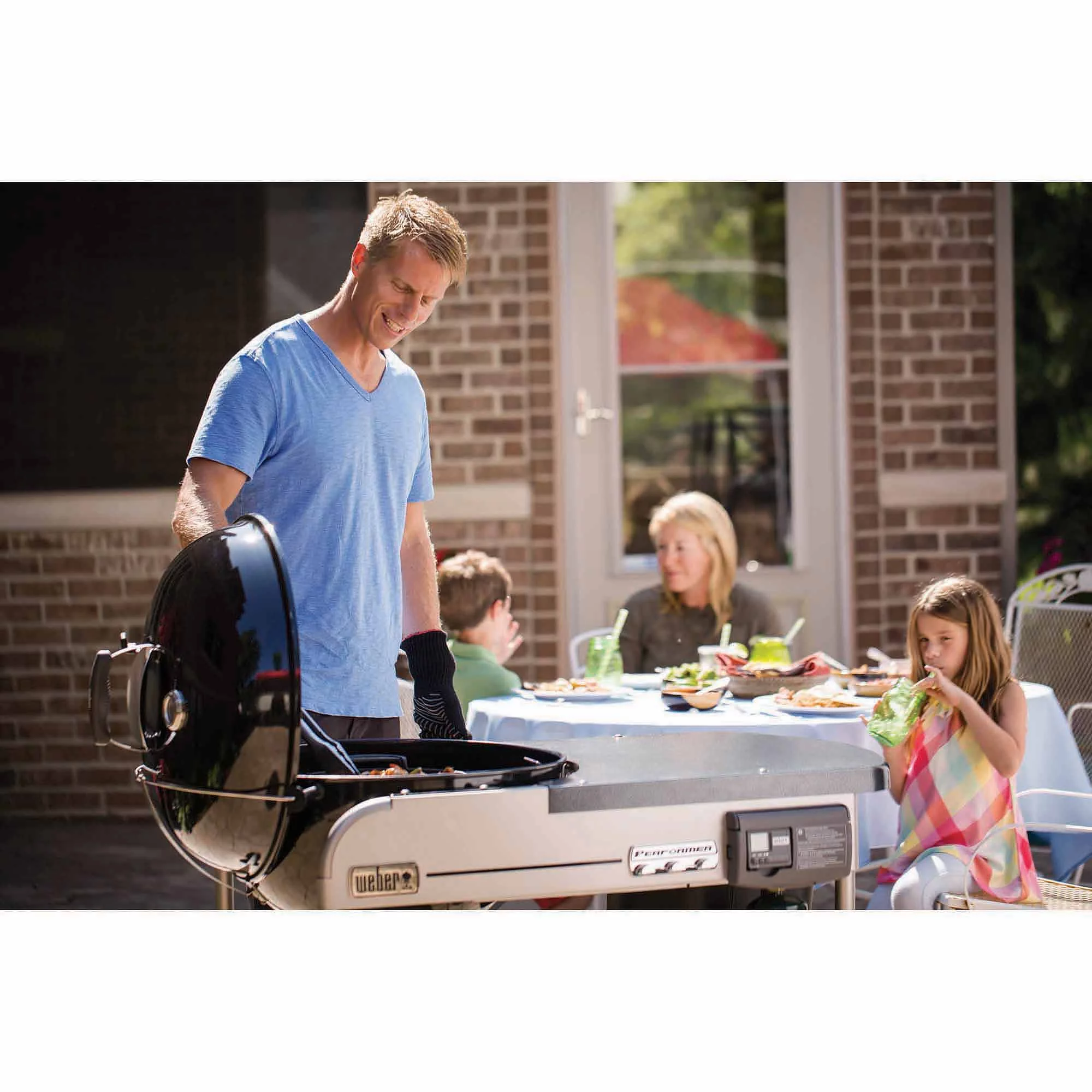 Weber Performer Deluxe 22" Black Charcoal Grill