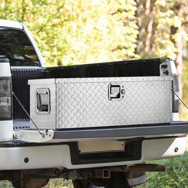 VEVOR Heavy Duty Aluminum Truck Bed Tool Box, Diamond Plate Tool Box with Side Handle and Lock Keys - Shop Hardware Tools Online Store