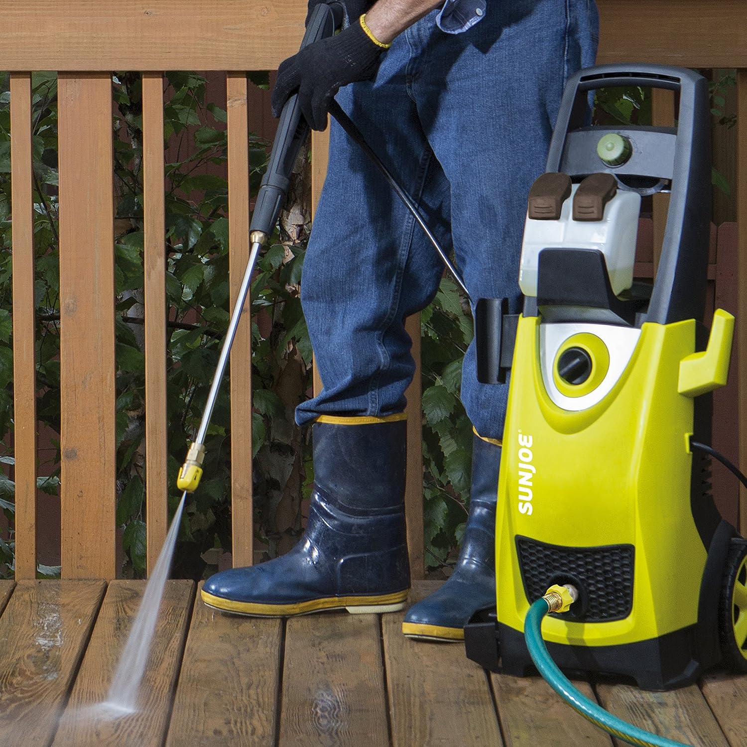 Sun Joe SPX3000-RM 2030 PSI 1.76 GPM Electric Pressure Washer (Renewed)