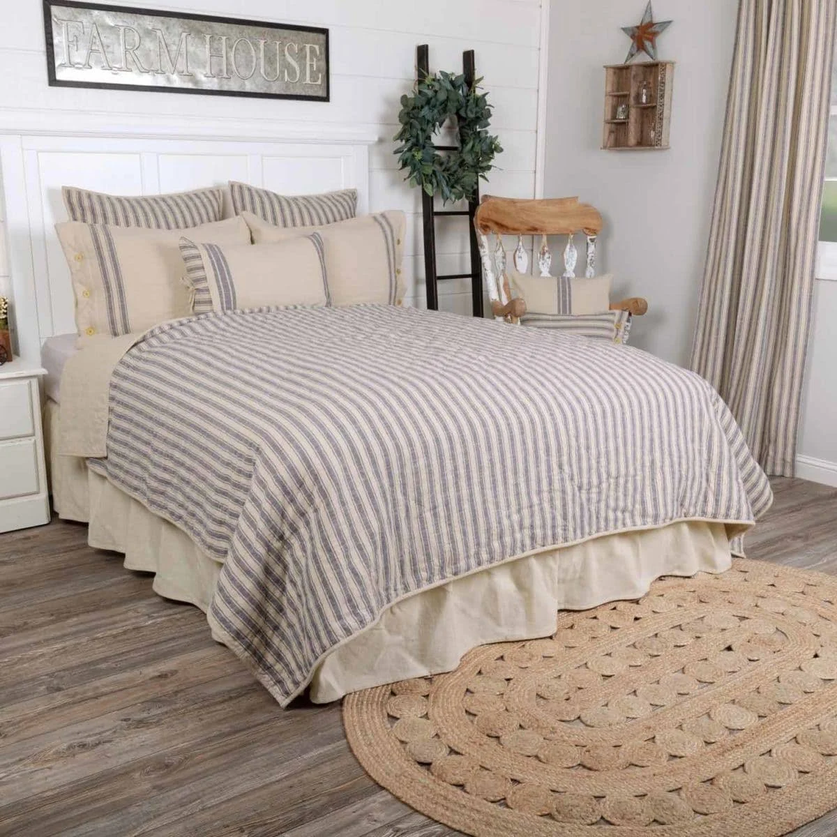 Piper Classics Market Place Blue Ticking Stripe Quilt, California King. 103x22 x 103