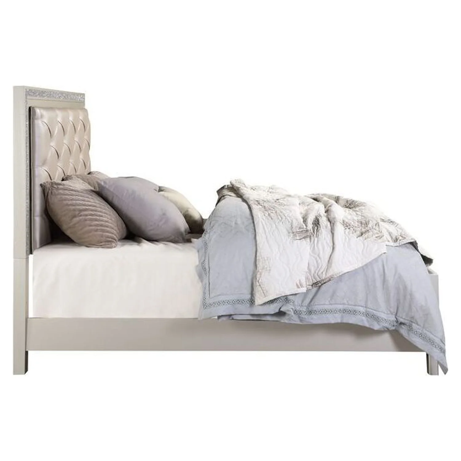 HomeStock Southwestern Sanctuary Bed W/Storage