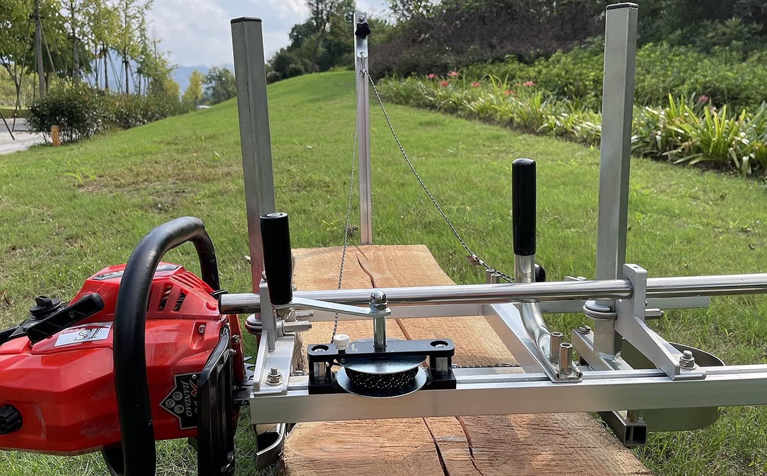 LAJIAOZ Winch System The Manual Winch for The Chainsaw Mill - Makes Milling Easier,Cut Smoother and Save Effort,Allowing You to Directly Cut Logs from One End to The Other End(with Nuts and Bolts) Pack of 2