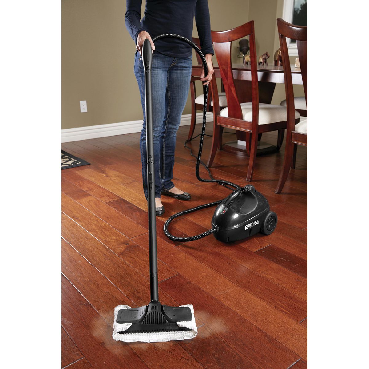 CENTRAL MACHINERY 1500 Watt Steam Cleaner Kit