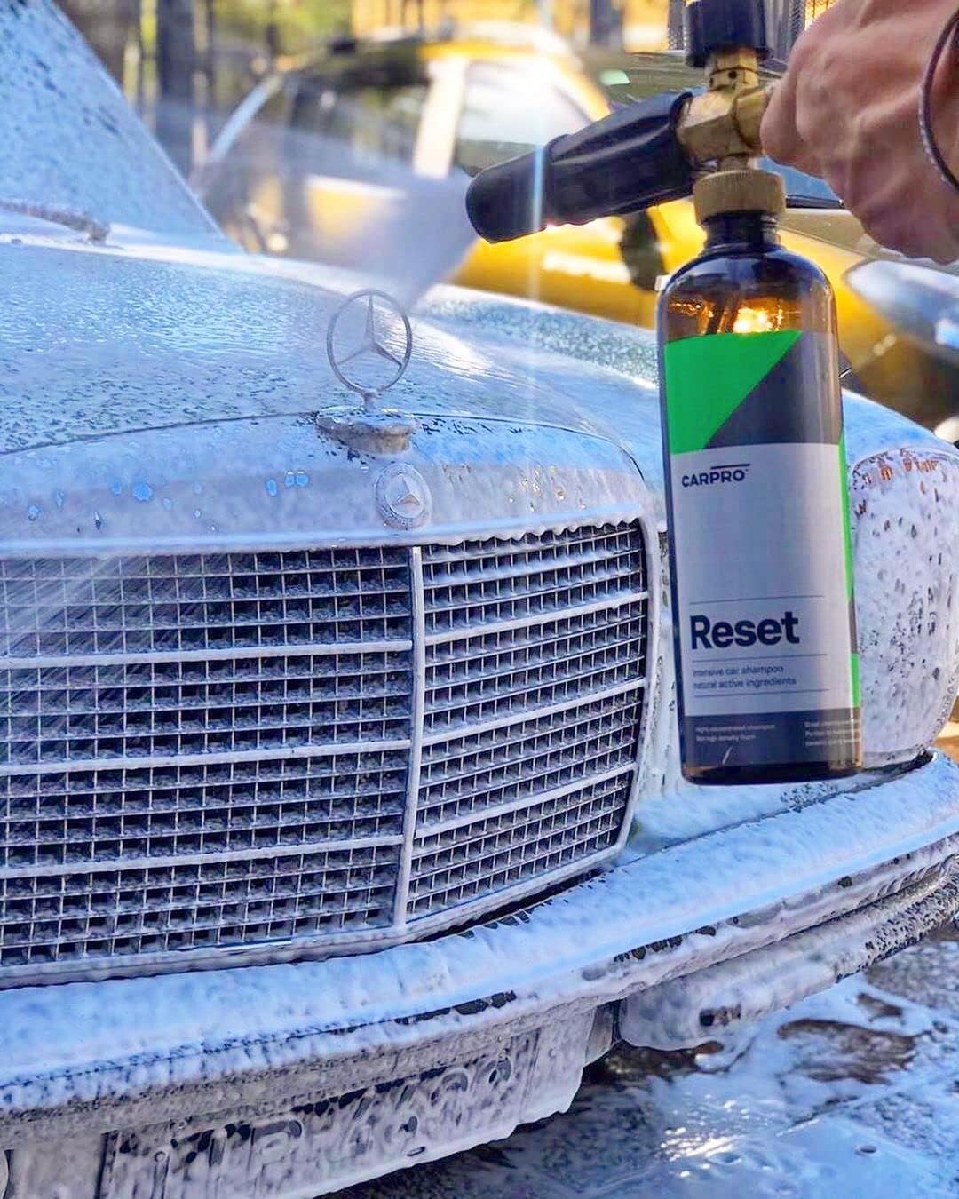 CARPRO Reset - Intensive Car Shampoo Wash Perfect Partner to Nanotechnology Based Sealants and Coatings, P-Neutral Shampoo - 4 Liter (135oz)