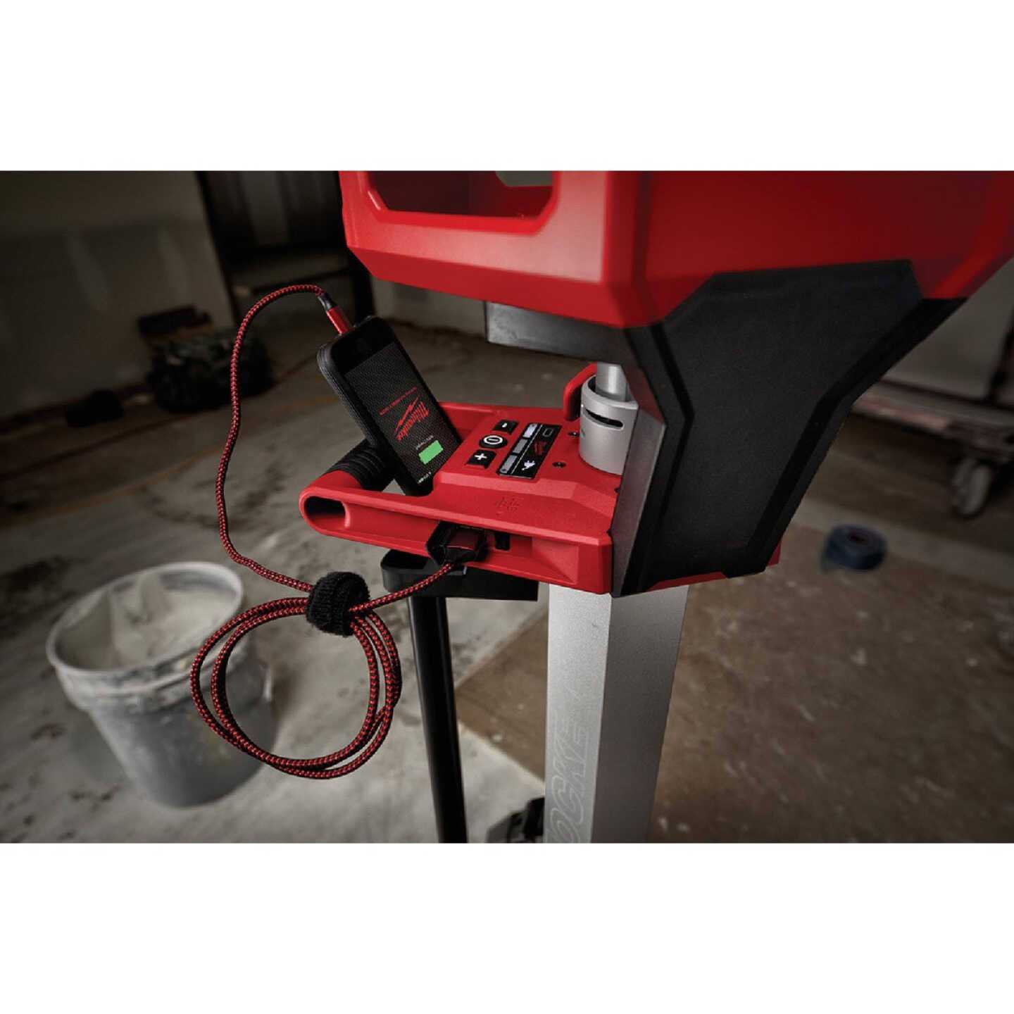 2136-20 Milwaukee M18 Rocket Tower Light/Charger - Shop Hardware Tools Online Store
