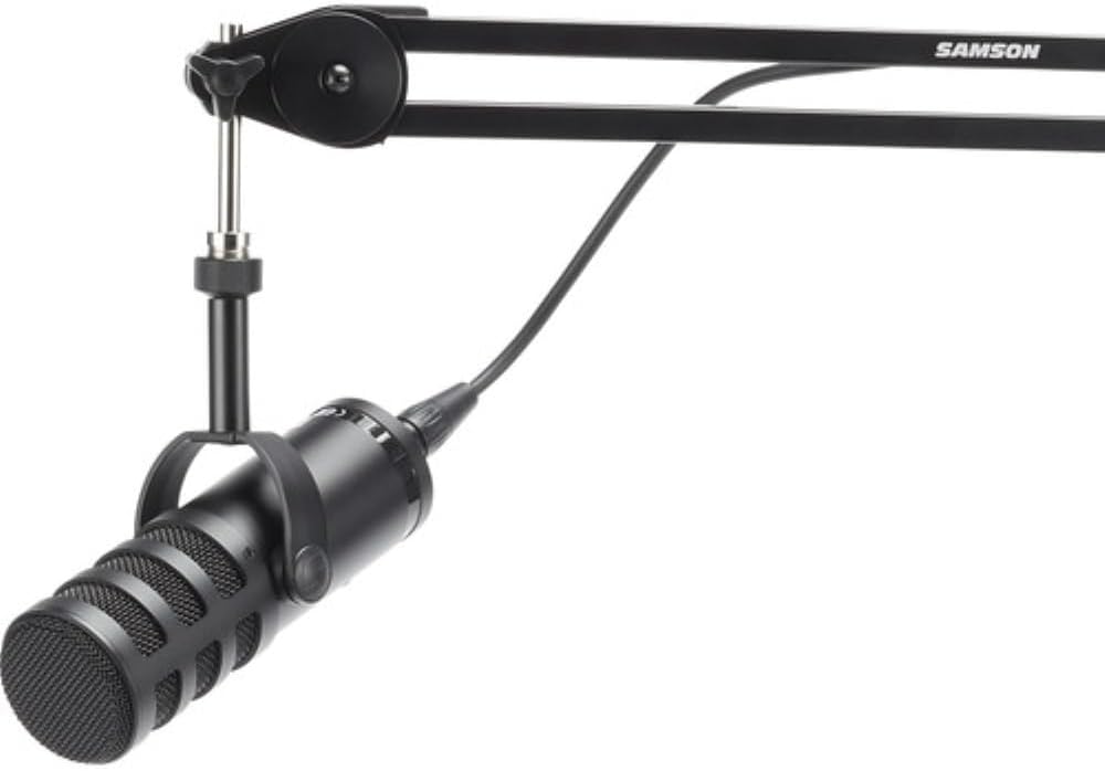 Samson Q9U XLR/USB Dynamic Broadcast Microphone Bundled with Mic Table Stand + Wind Screen Pop Filter + XLR Cable + Cleaning Cloth (5 Items)