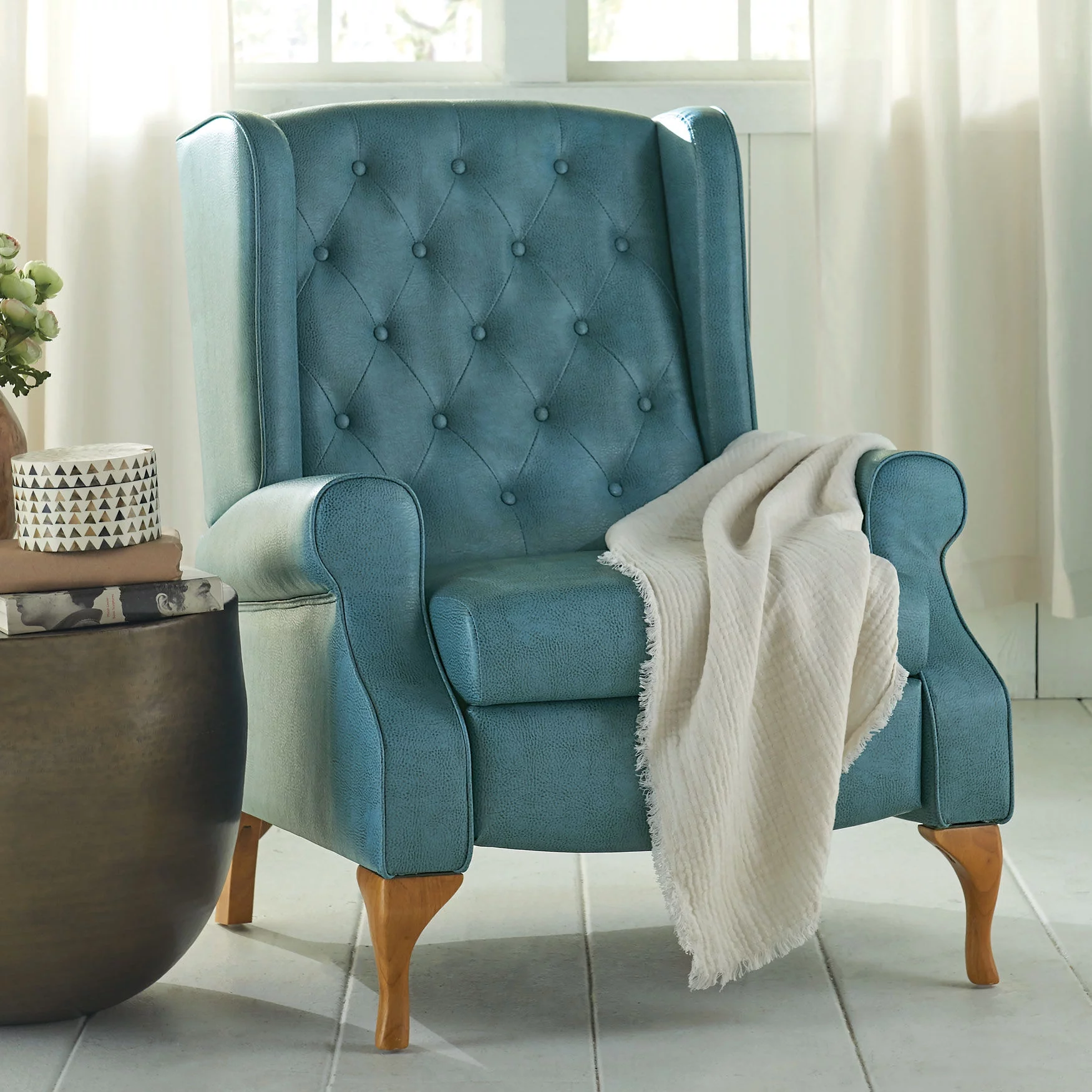 Brylanehome Queen Anne Style Tufted Wingback Recliner (400 Lb. Capacity) Chair (400 Lb. Capacity)