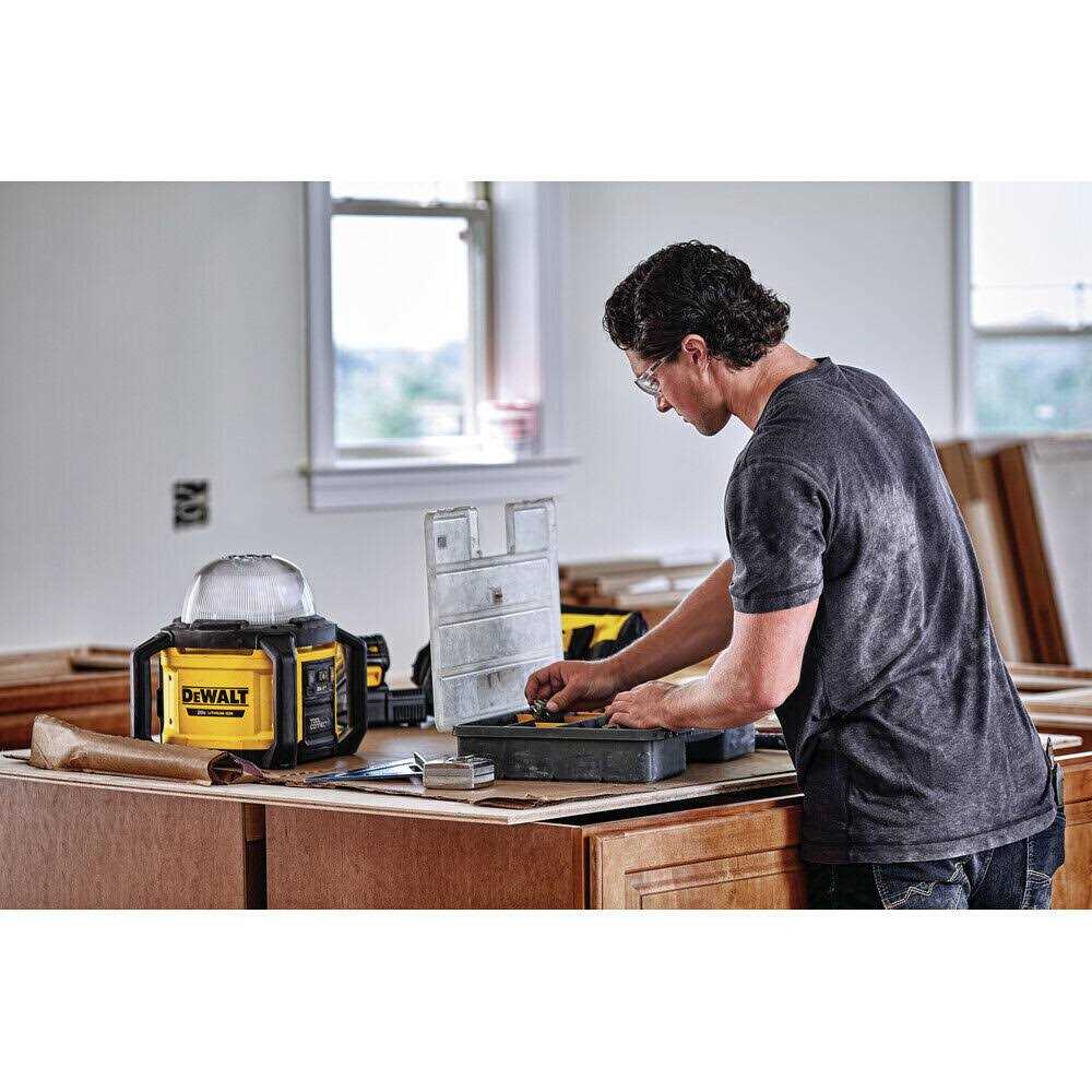 DeWalt 20V MAX All Purpose Cordless Work Light DCL074 - Shop Hardware Tools Online Store