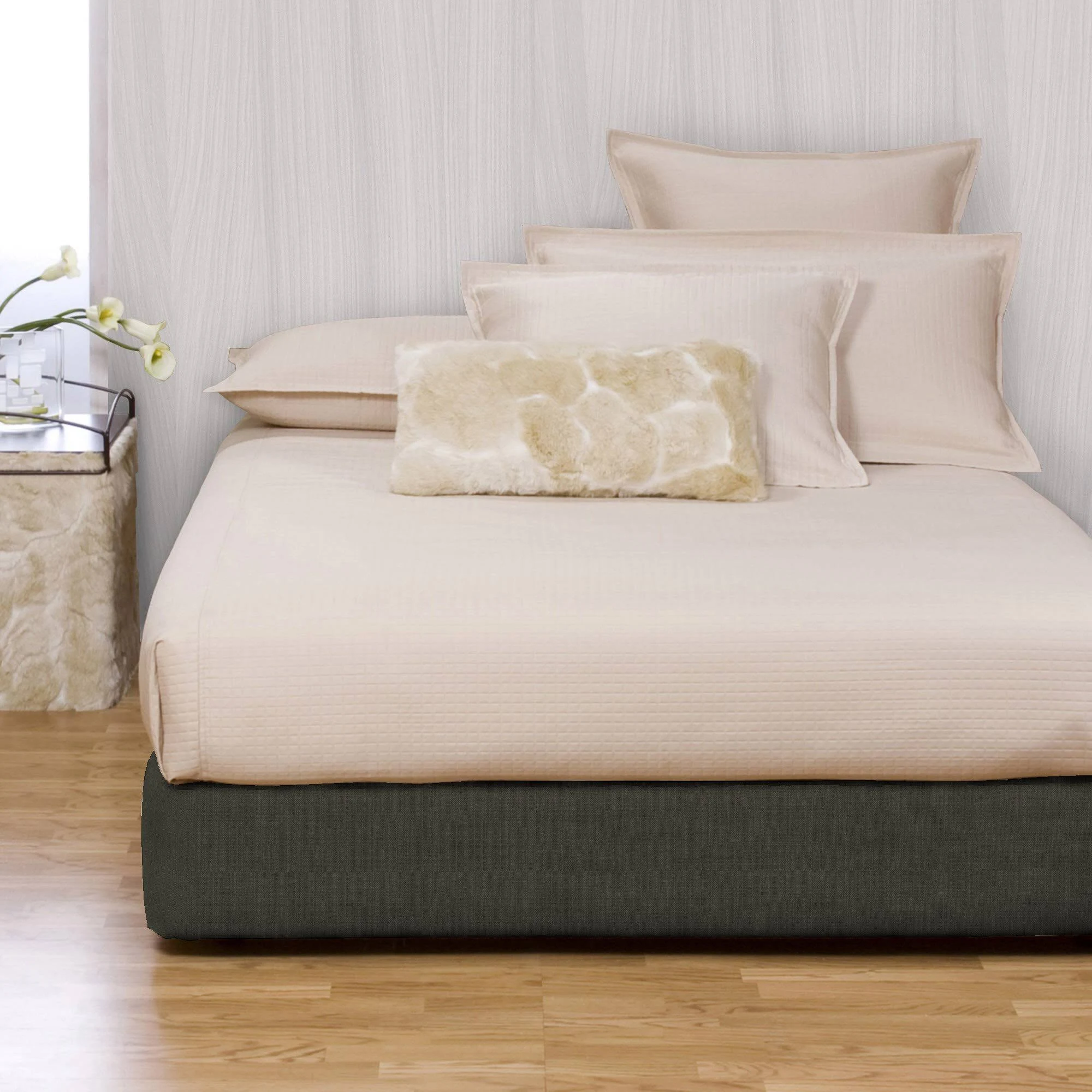 Howard Elliott 242-203 Sterling Sand Queen Boxspring Cover