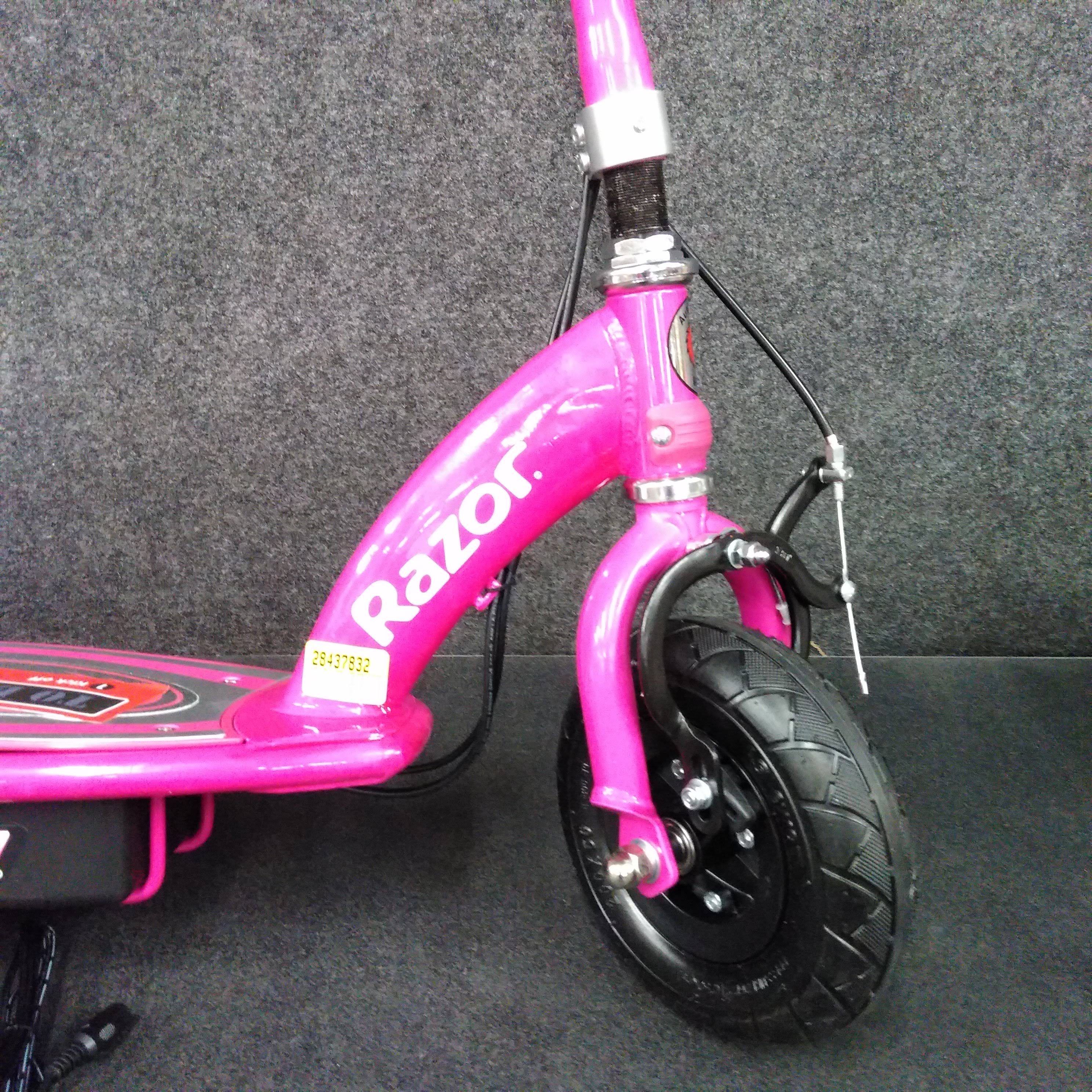 Razor E100 Electric Scooter (Pink)