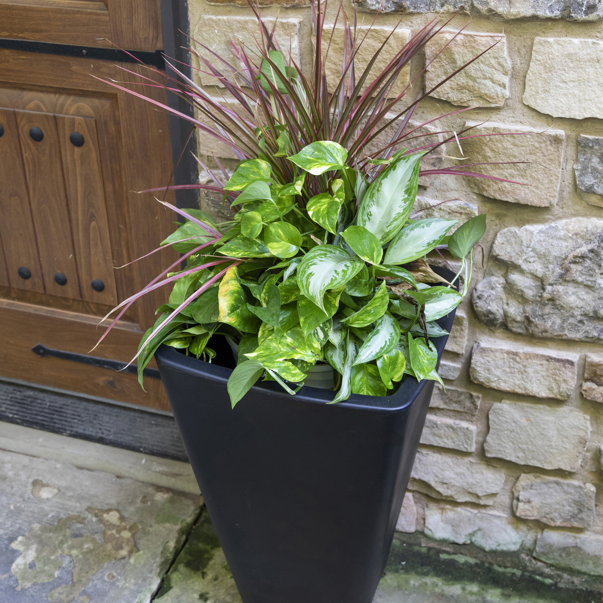 Step2 Bridgeview 26" Tall 2pk Black Square Indoor Outdoor Plastic Planter