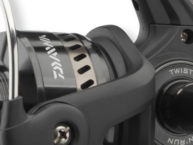 Daiwa Emcast BR 4000 A Free Spool Reel