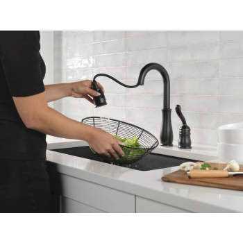 Delta Leland Single Handle Pull Down Kitchen Faucet - Shop Hardware Tools Online Store
