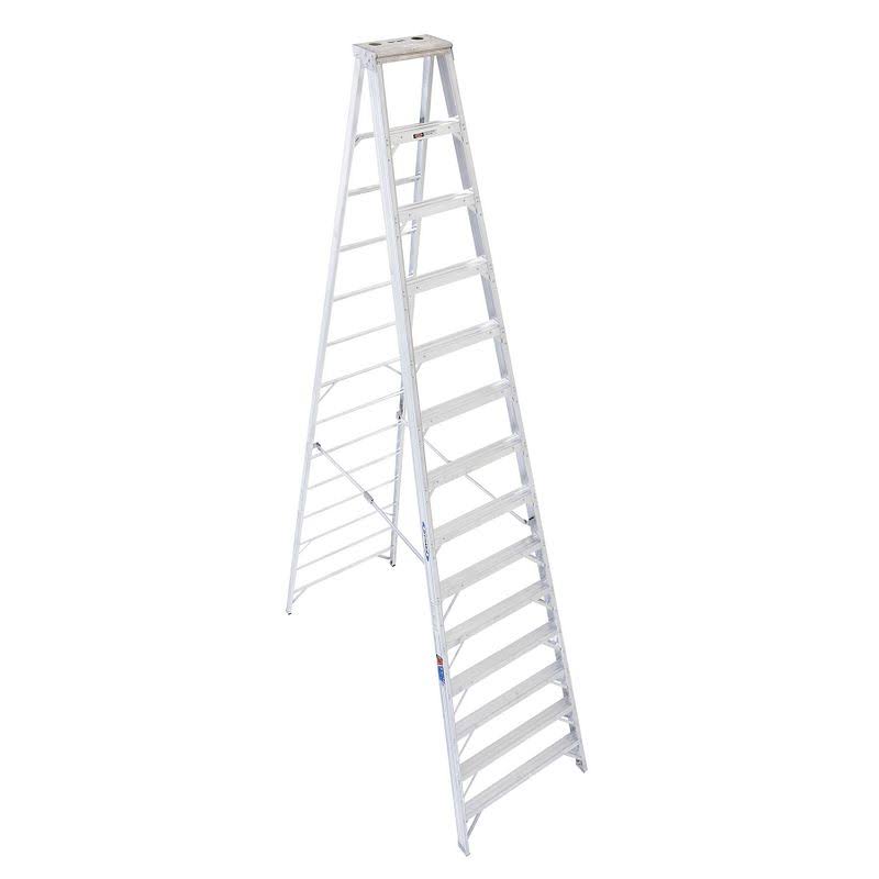 Werner - 414 - 14 ft. 300 lb. Load Capacity Aluminum Stepladder