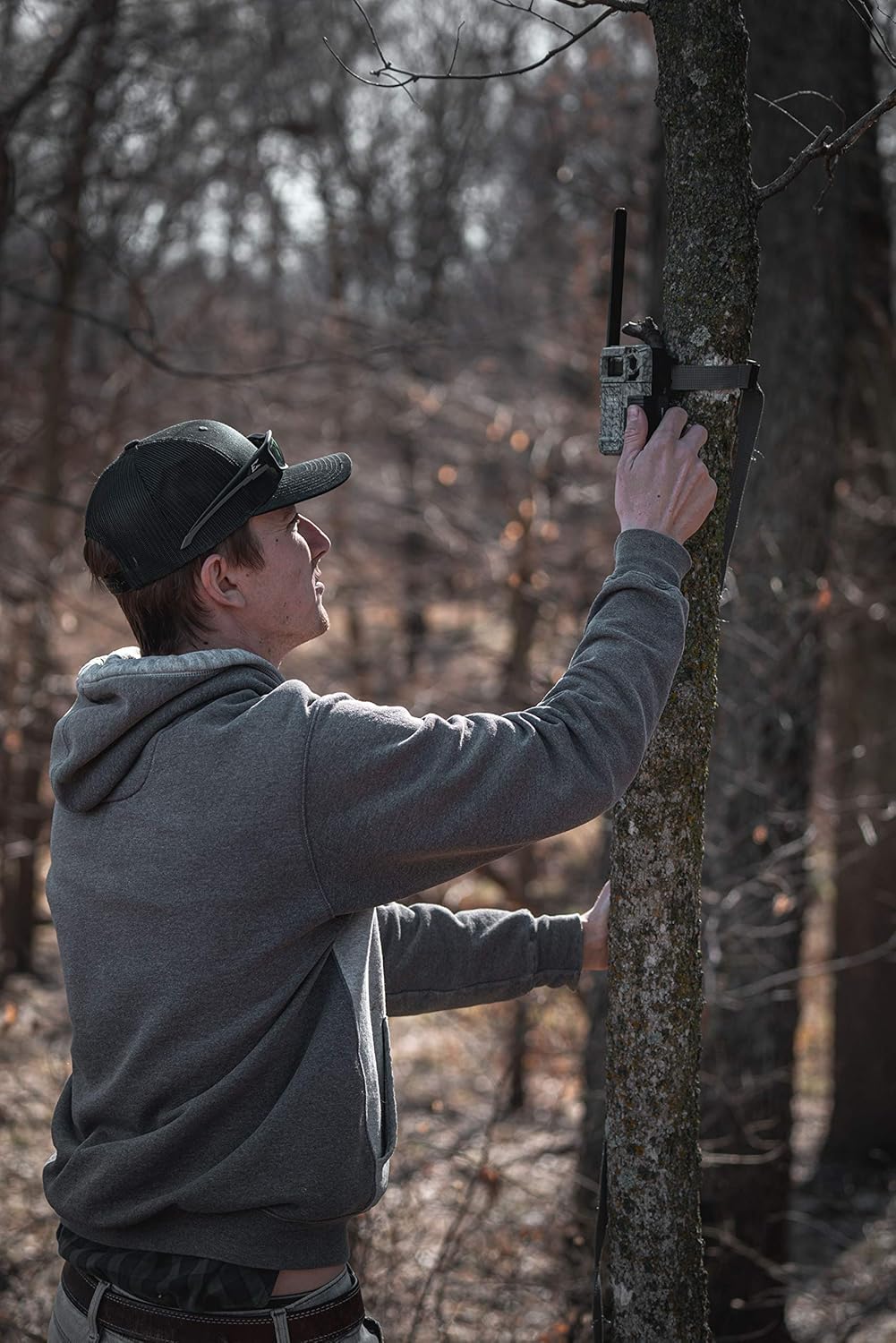 SPYPOINT Link-Micro-LTE Cellular Trail Camera with Card Reader (Link-Micro-LTE-V)