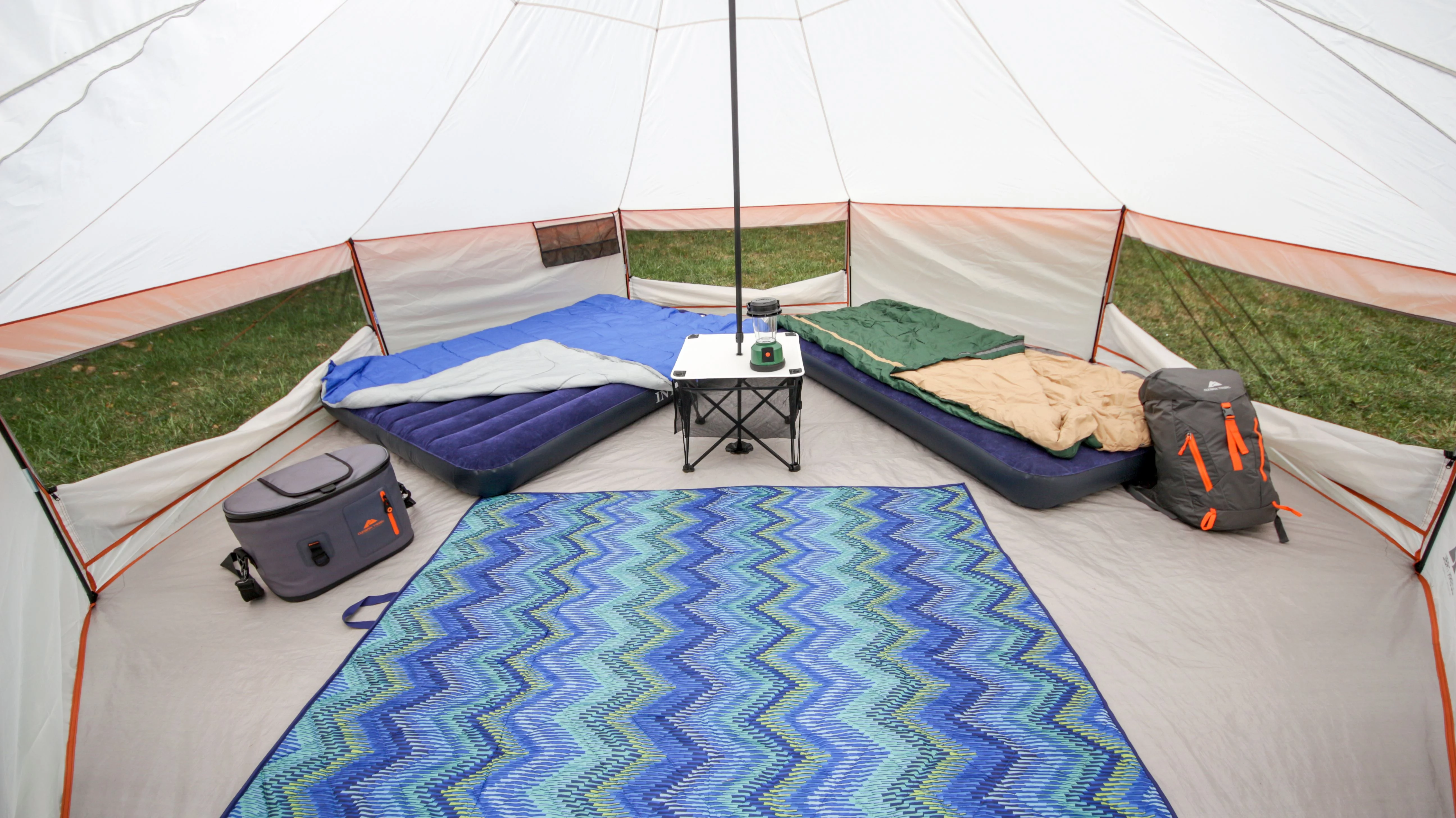 Ozark Trail, 8-Person Yurt Tent, 13' x 13' x 92
