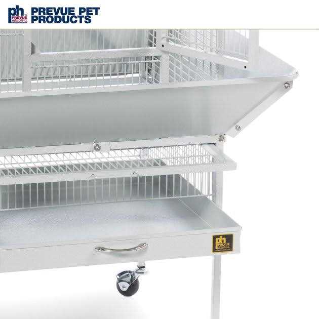 Prevue Pet Products Deluxe Bird Cage
