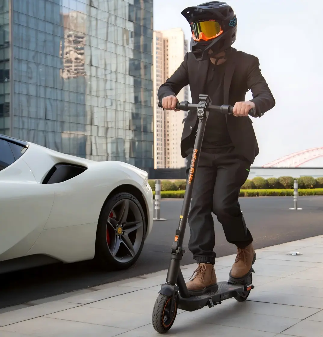 Kukirin S1 Max Trotinetă electrică Baterie de 36V 10.4Ah   Viteză maximă de 25km/h   Autonomie maximă de 39km   Motor puternic de 350W