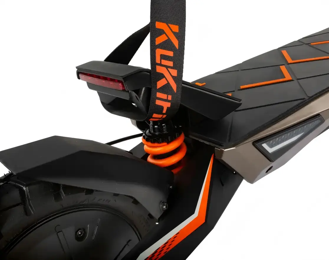 KuKirin T3 Electric Scooter  Calculul taxelor de expediere la finalizare  Baterie de 48V 15.6Ah   Viteză maximă de 45 km/h   Autonomie maximă de 58 km   Motor fără perii de 800W