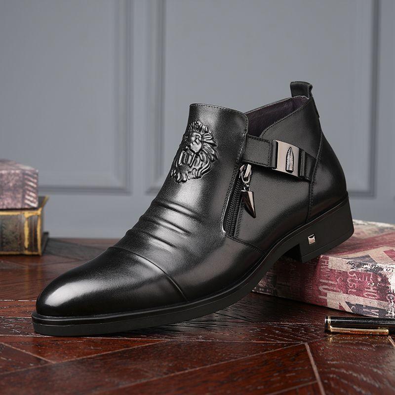 Handgeprägte Leder-Kurzstiefel mit Reißverschluss