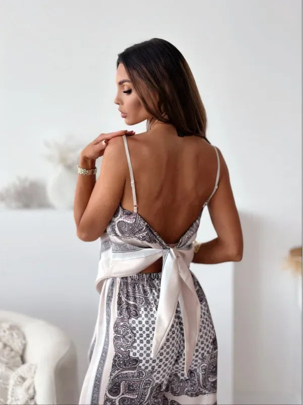 Solura™ - Stylish Two-Piece Set with Blouse Knot & Pants
