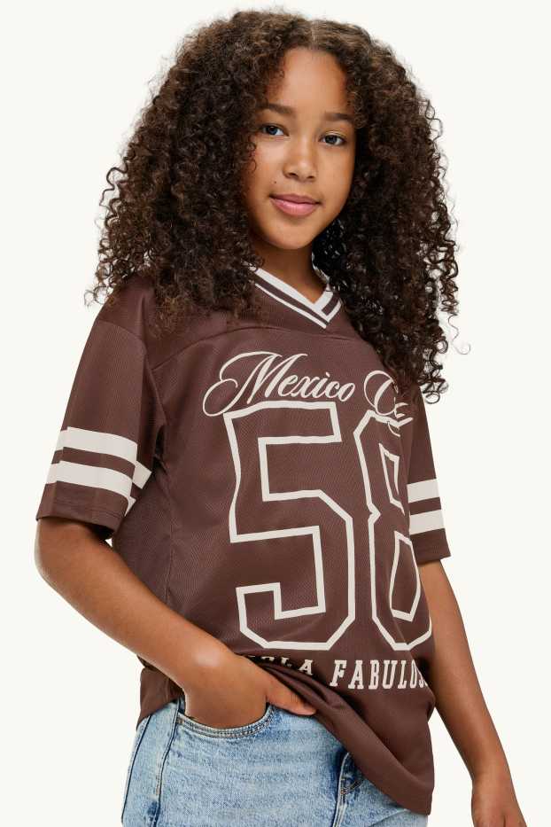 Children Girls - Short sleeve T-shirt with V-neck - oversized - brown / cremewhite