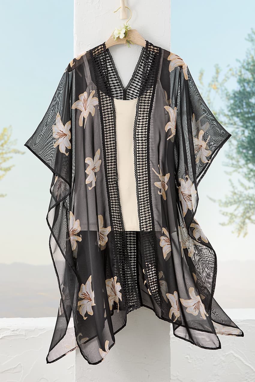 https://www.coldwatercreek.com/moonlight-shadow-topper/25661/