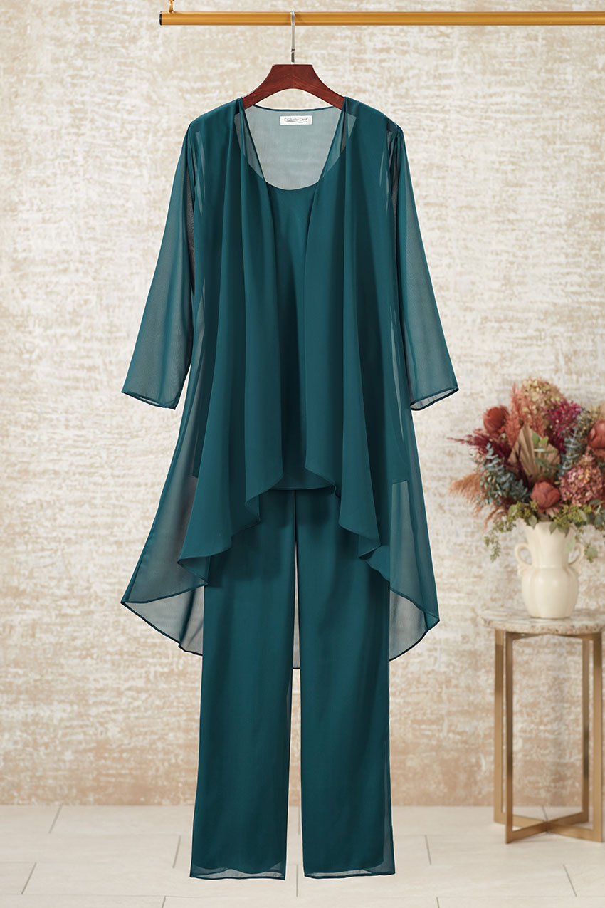 https://www.coldwatercreek.com/timeless-elegance-pants-set/24478/