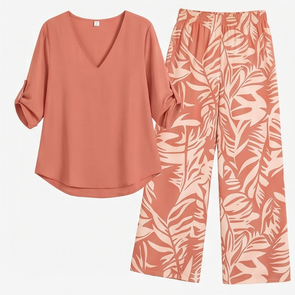 – Lark & Palm™ – V-Neck Top & Leaf-Print Wide-Leg Pants Set