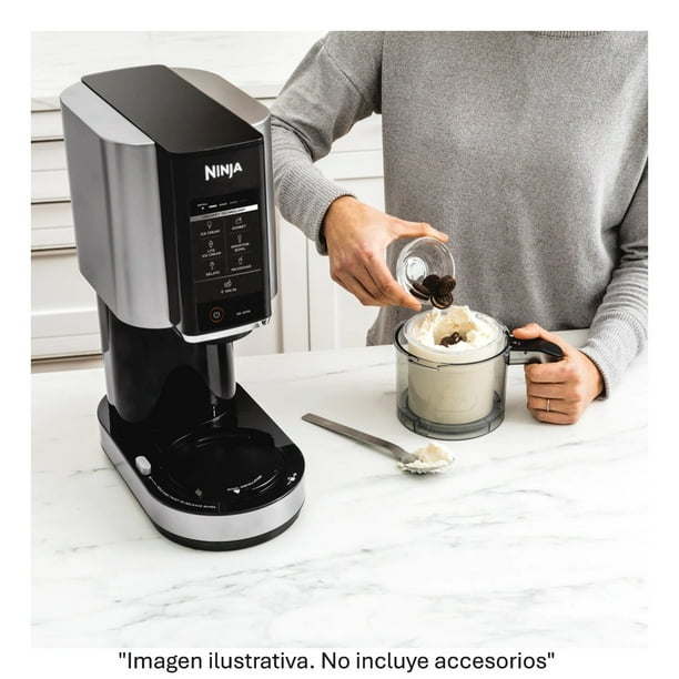 Máquina para Fabricar Helados Ninja Creami 7 Programas 2 Recipientes con Tapa Color Plata