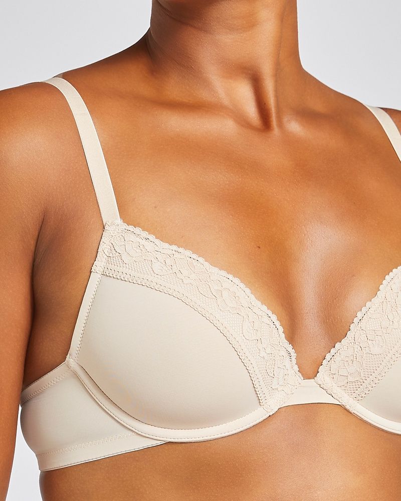 Lace Trim Plunge T-Shirt Bra