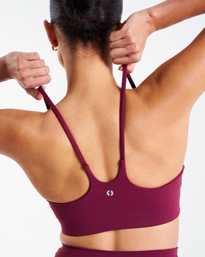 POWERCUT Cloudmove Low Impact Bra Cherry Lacquer