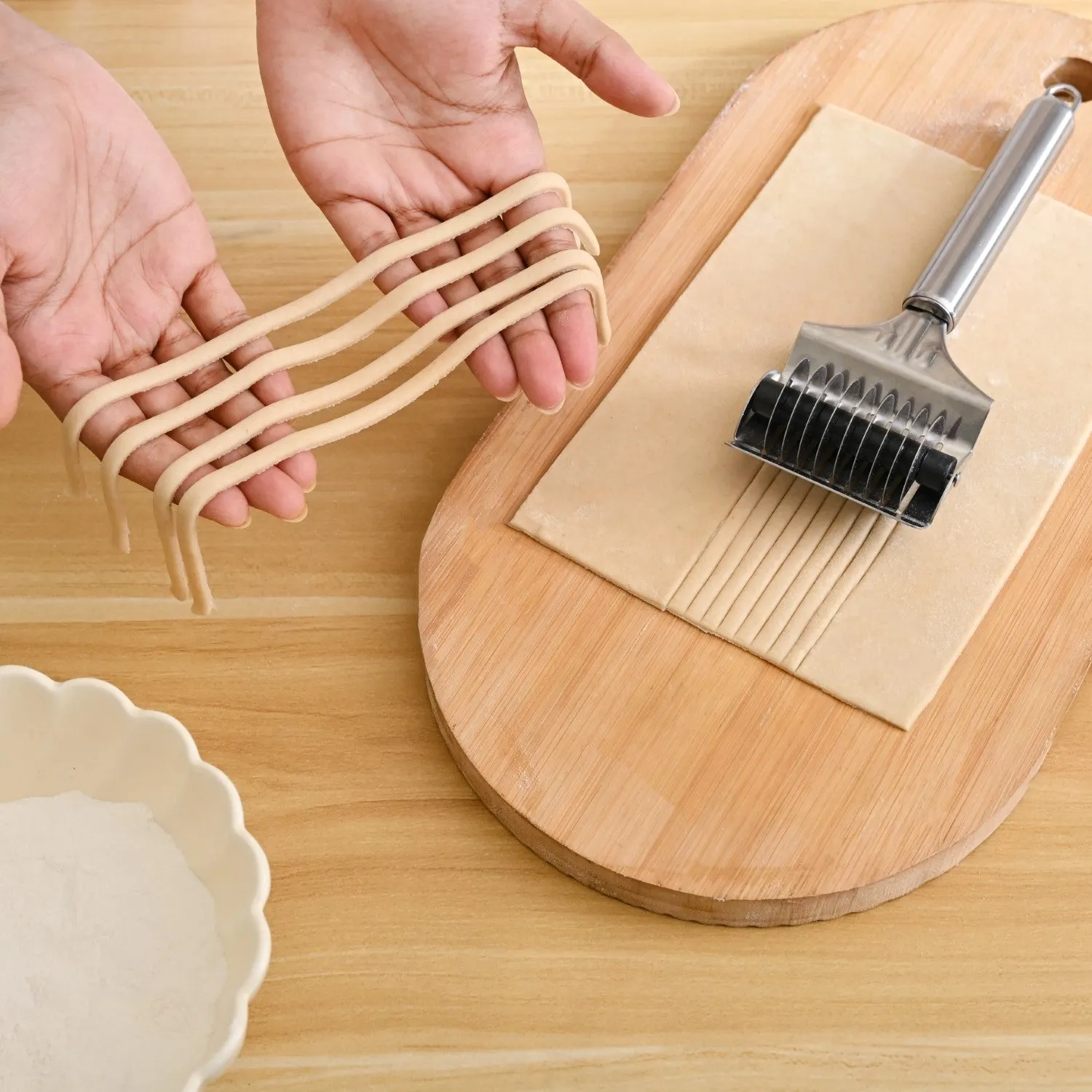 Rolling Spaghetti Cutter