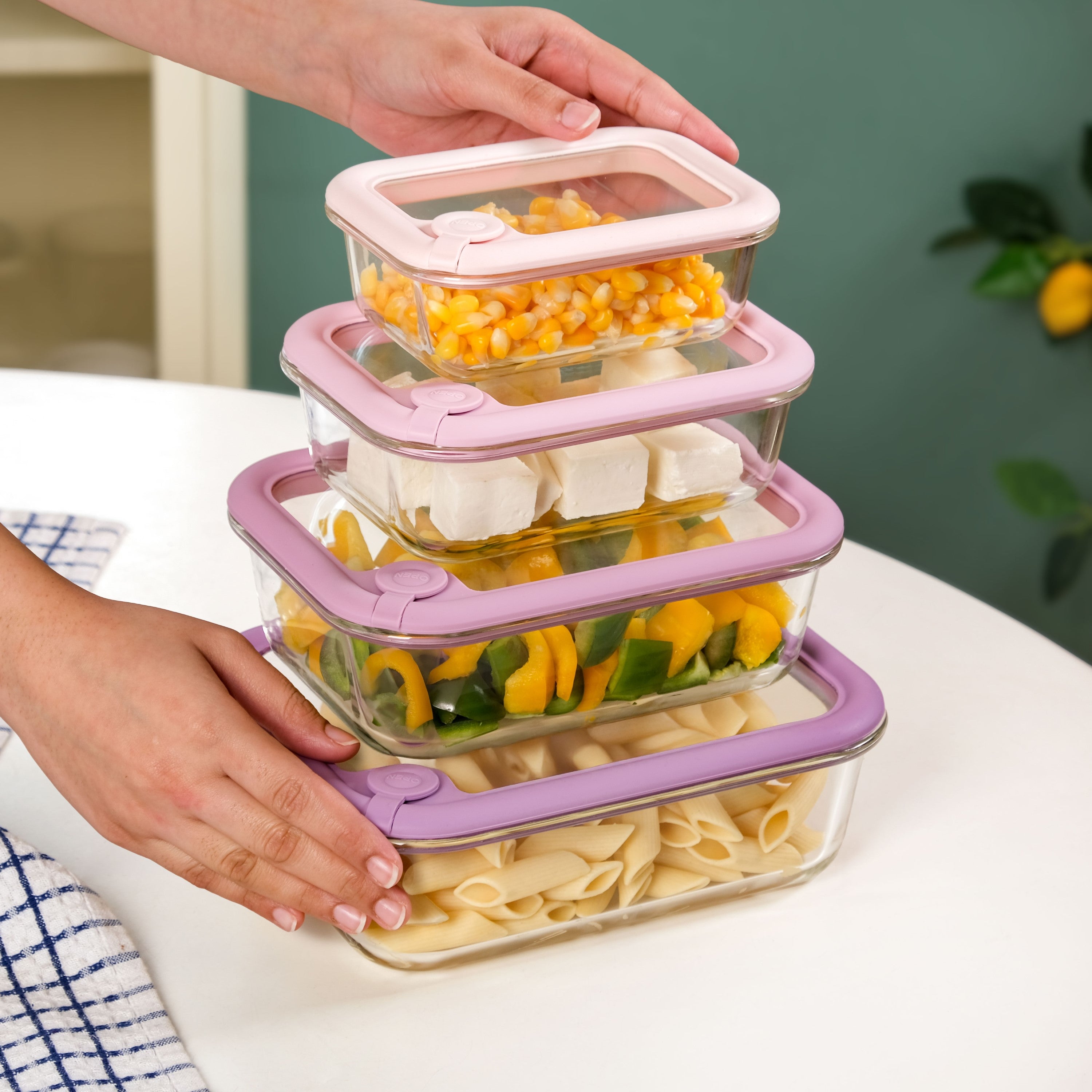 Air Vent Tempered Glass Lid Food Storage Container Set Of 4 Pink Ombre 370ml 640ml 1040ml 1520ml