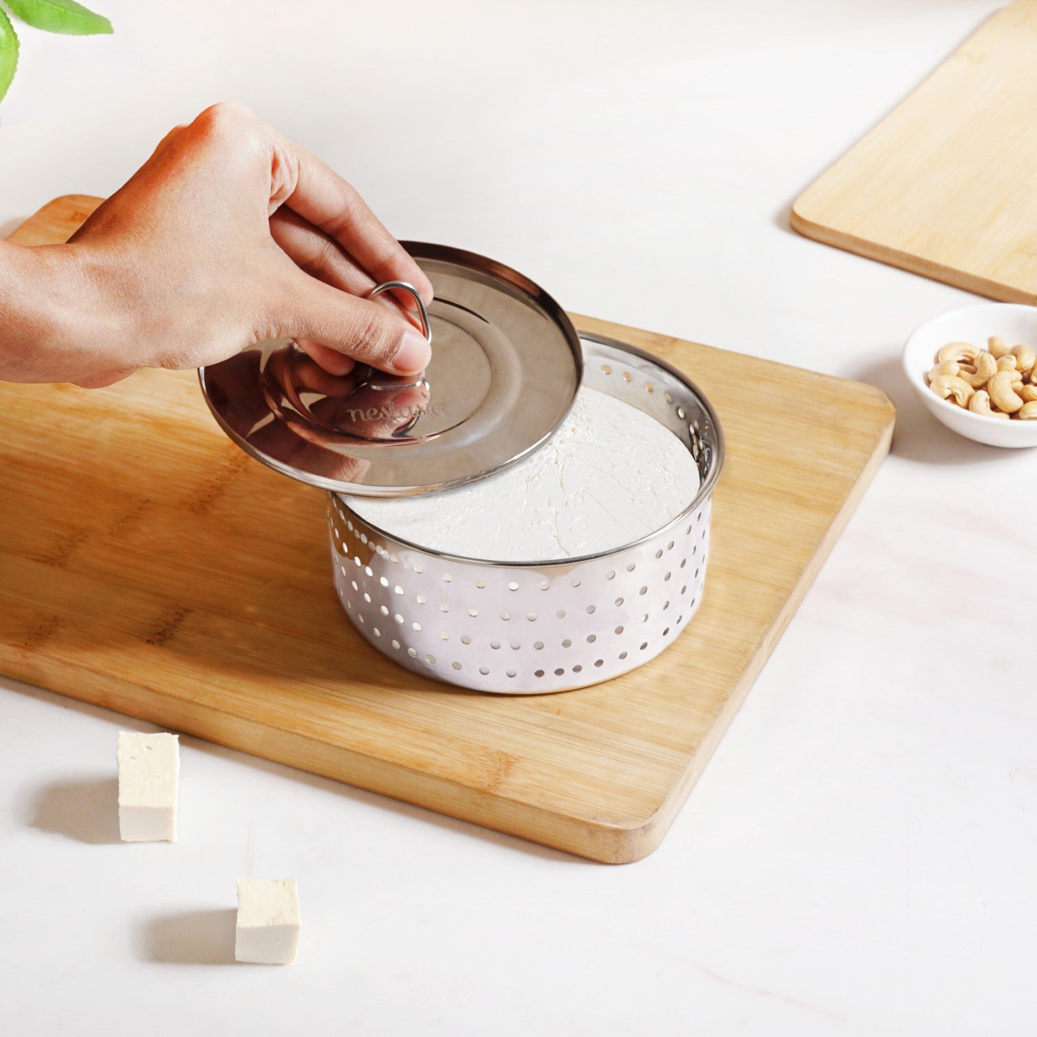 Round Stainless Steel Paneer Maker Mould Press 550ml