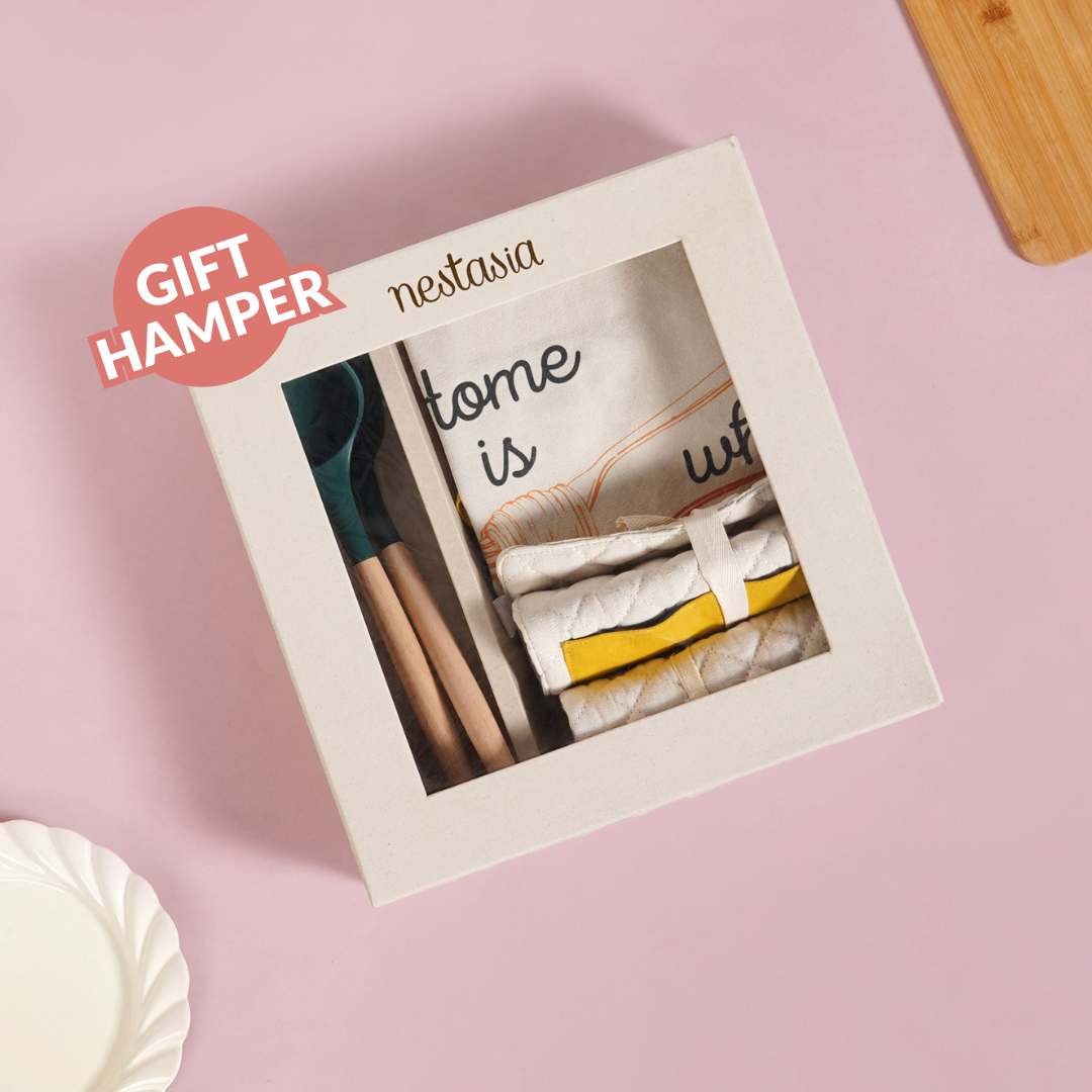 Pasta Lover Gift Hamper Box With Spatula Apron Trivet And Mitten