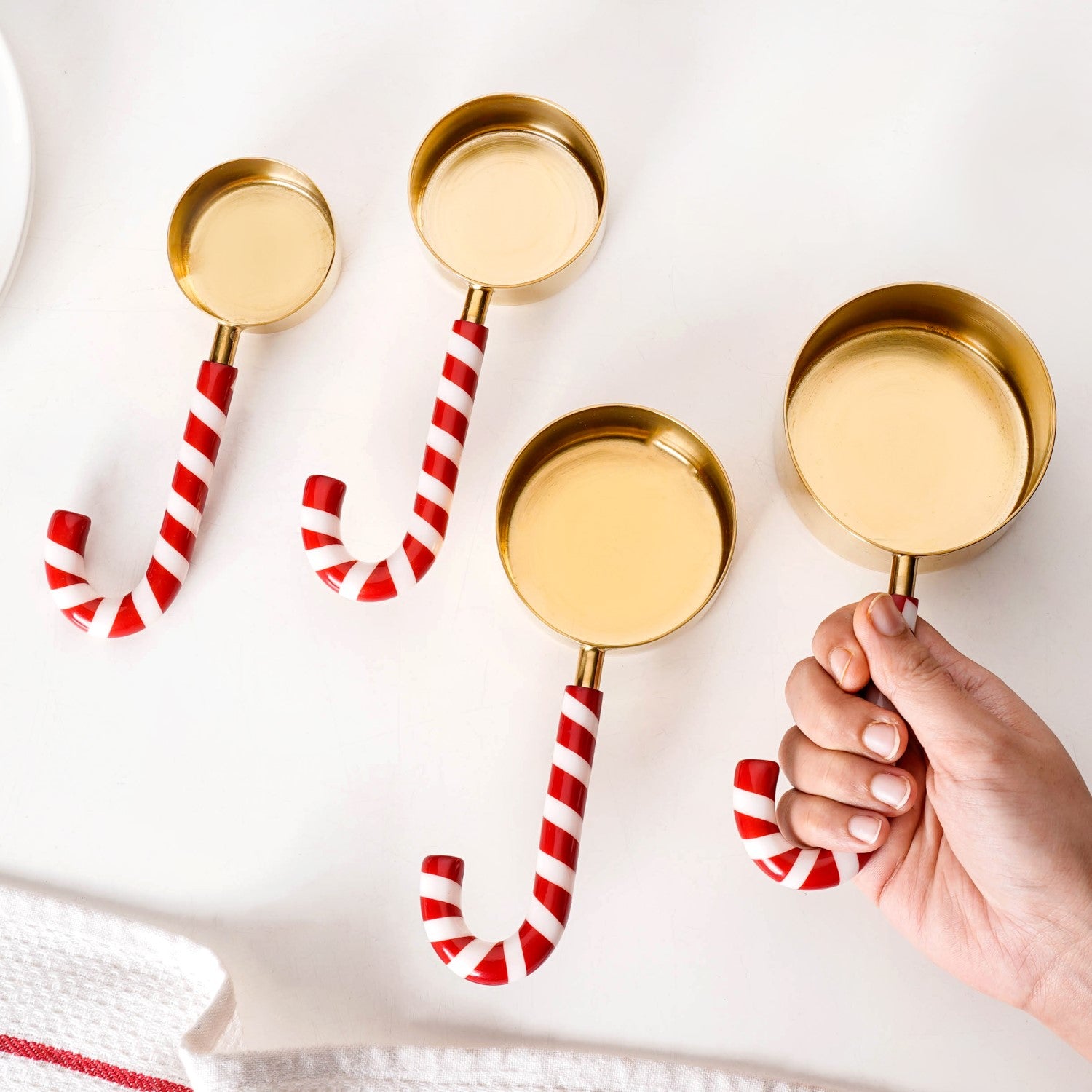 Set Of 4 Candy Stick Measuring Cups Gold