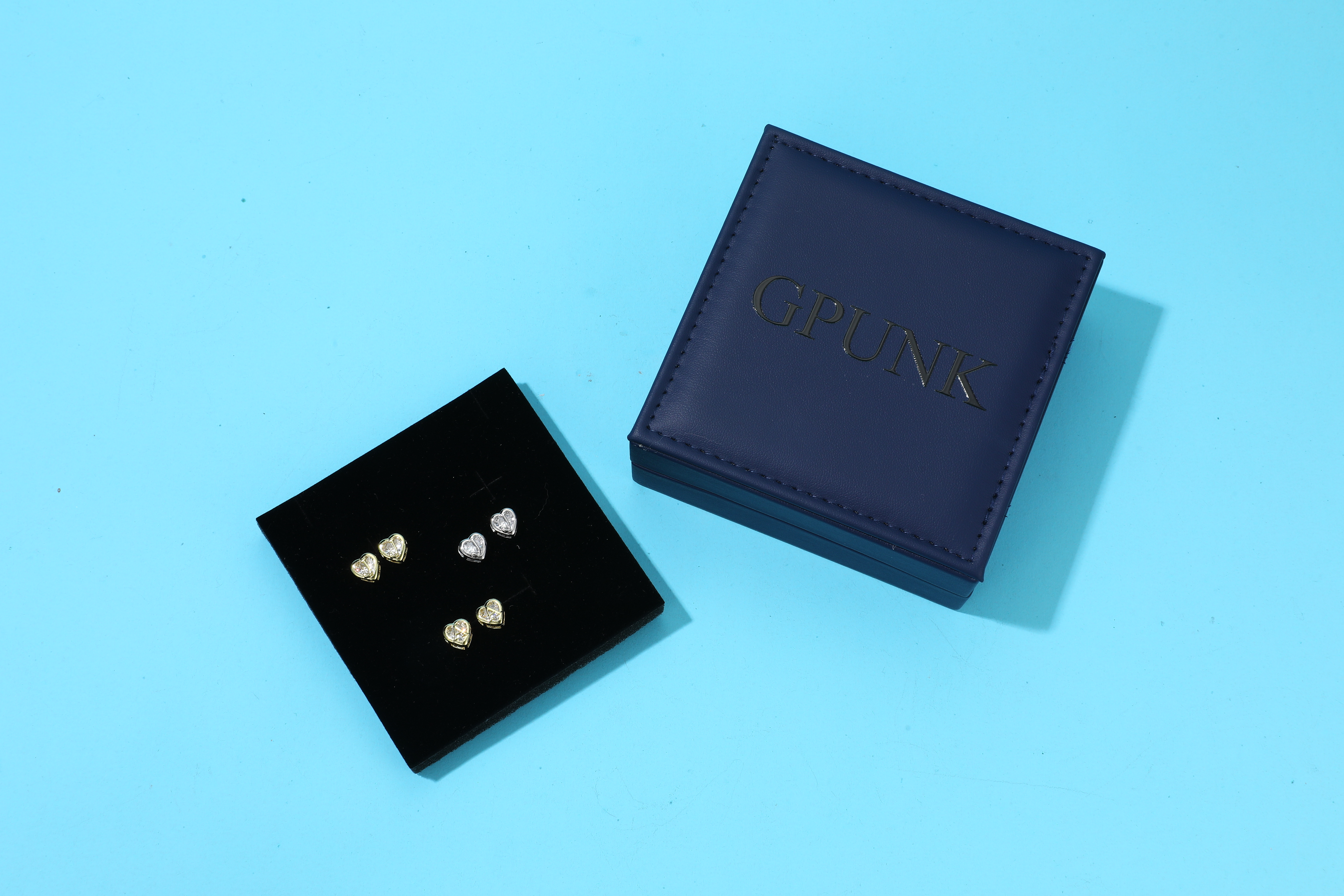 GPUNK Initial Heart Stud Earrings for Women 26 Letters A-Z Stud Earring Hypoallergenic Studs CZ Earring Jewelry for Mom Daughter Birthday Mother's Day Gift