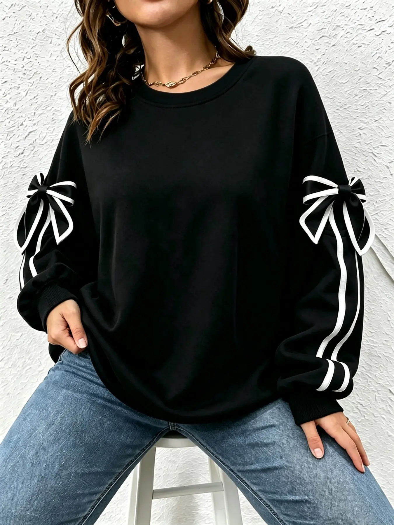 Women Cute Contrast Stripe Bow‑Knot Long Sleeve Sweatshirt, Crew Neck Baggy Relaxed‑Fit Pullover, Big Bow Decor Lantern Sleeve Fashion Streetwear Top-TACTILEFABLE