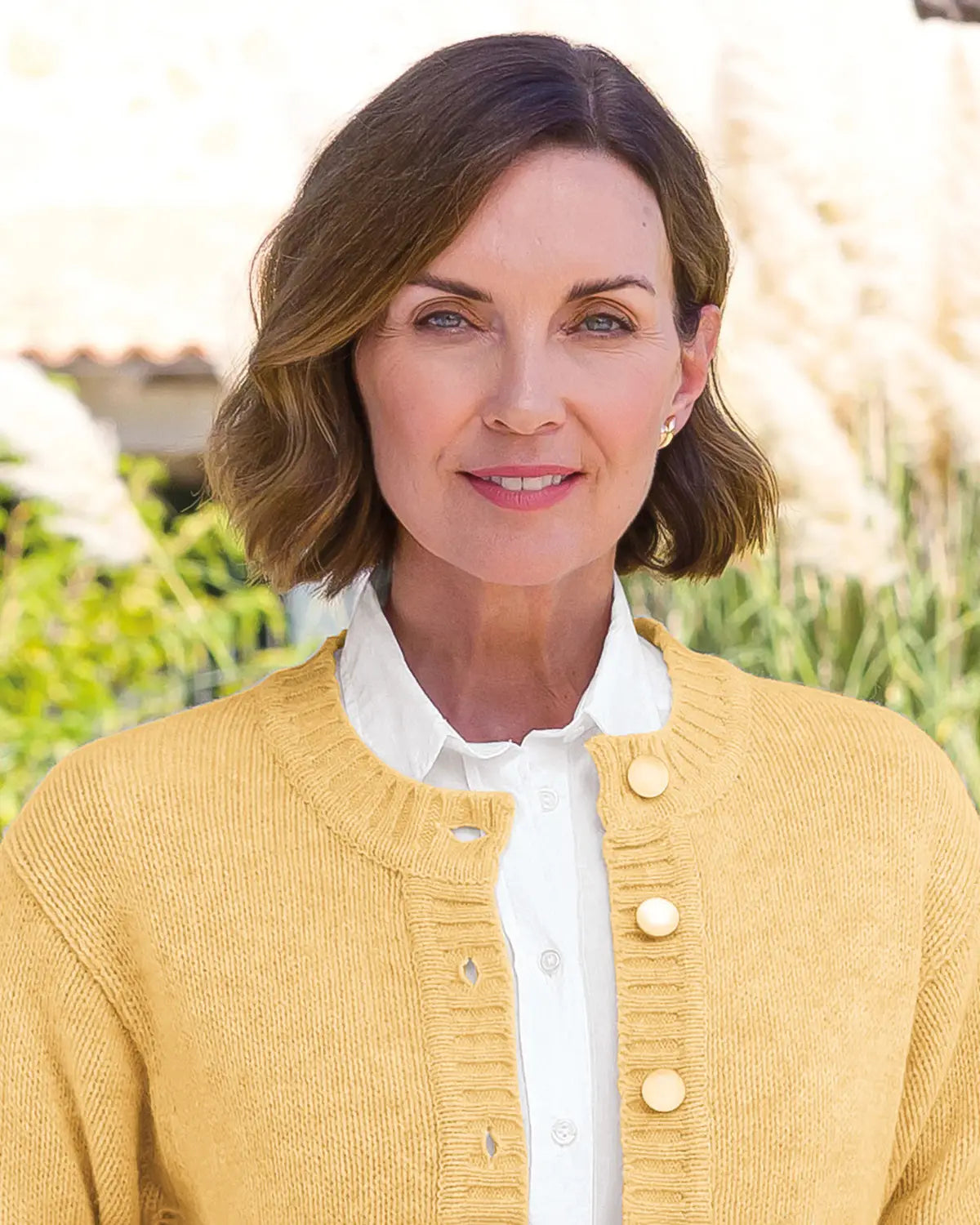 Ladies’ Pure Shetland Wool Cardigan – Buttermilk-Tactilefable