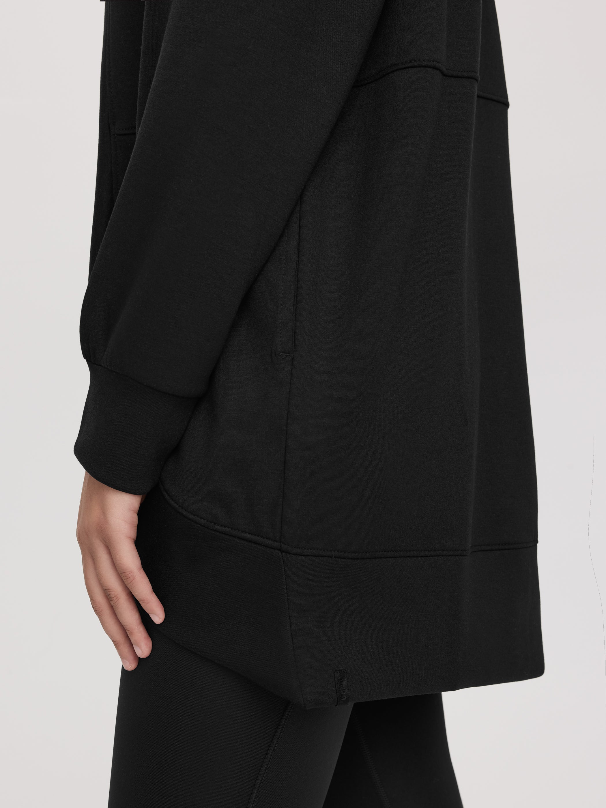 Long-Sleeve Open Cardigan with Pockets - HYLUX Hyba-Tactilefable