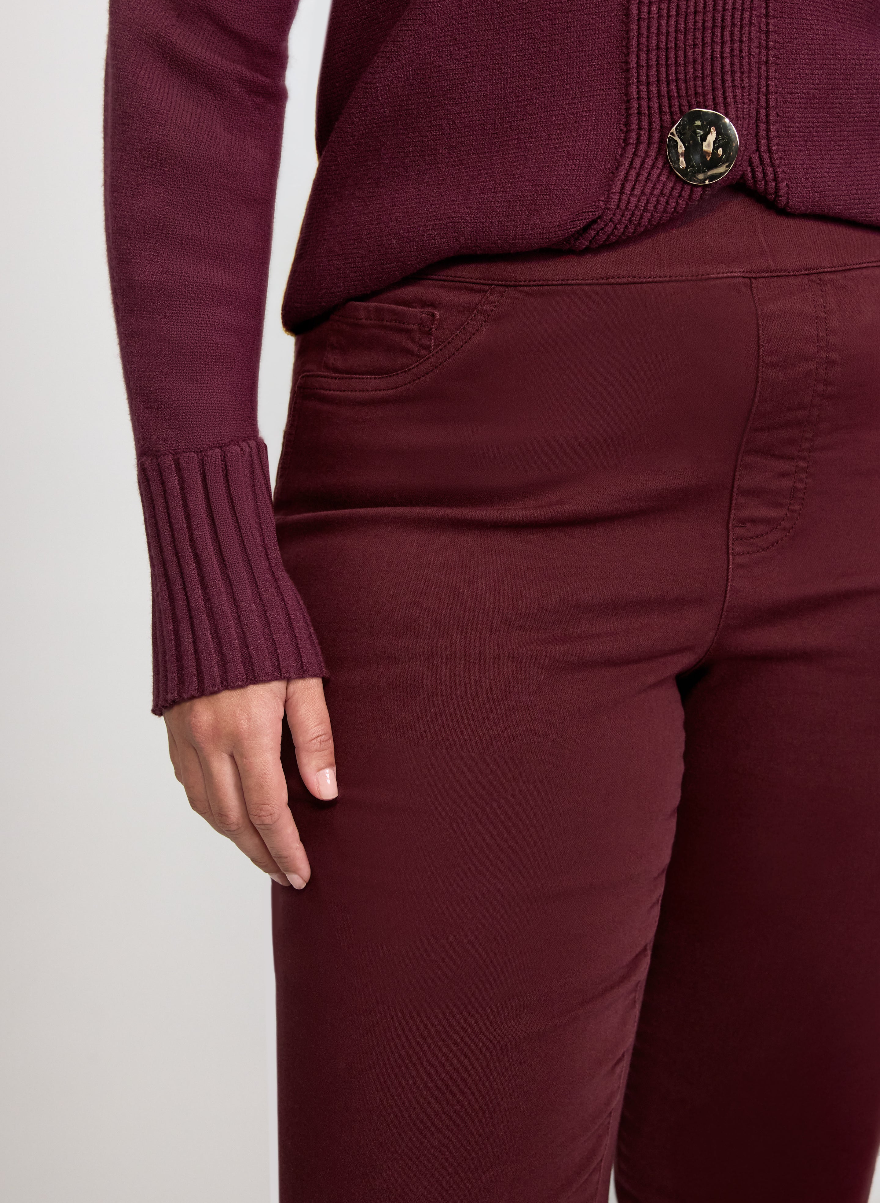 Straight-Leg Pull-On Jeans-Tactilefable