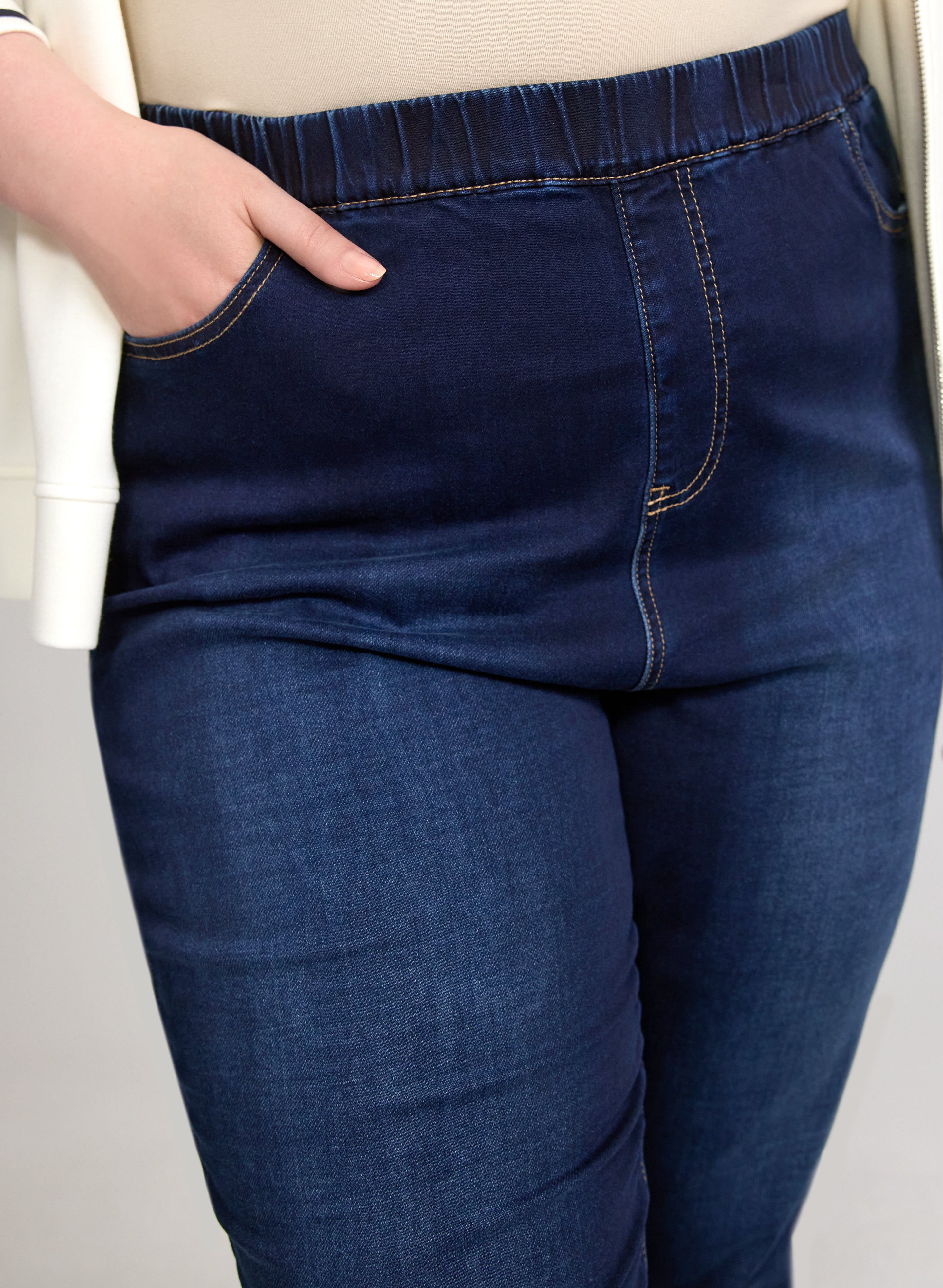 Comfort Stretch Straight-Leg Jogger Denim-Tactilefable